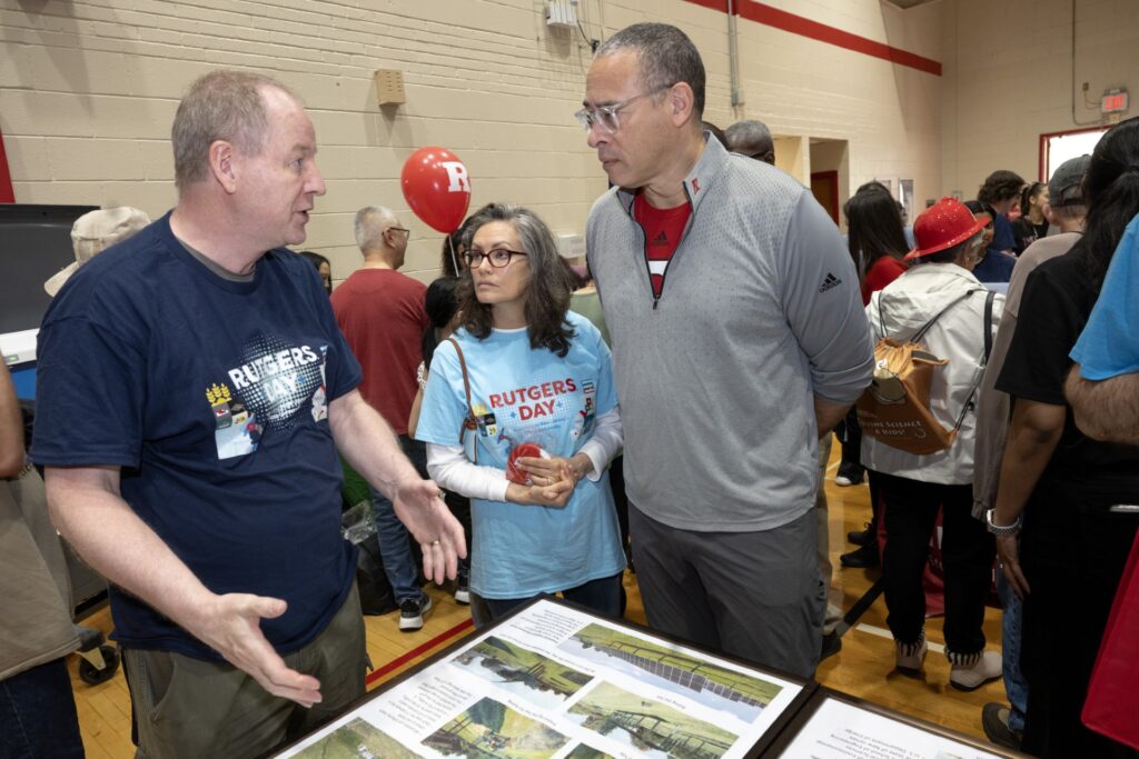 Dr. A.J. Both speaks about agrivoltaics with Rutgers University President Jonathan Holloway and Aisling Colón.